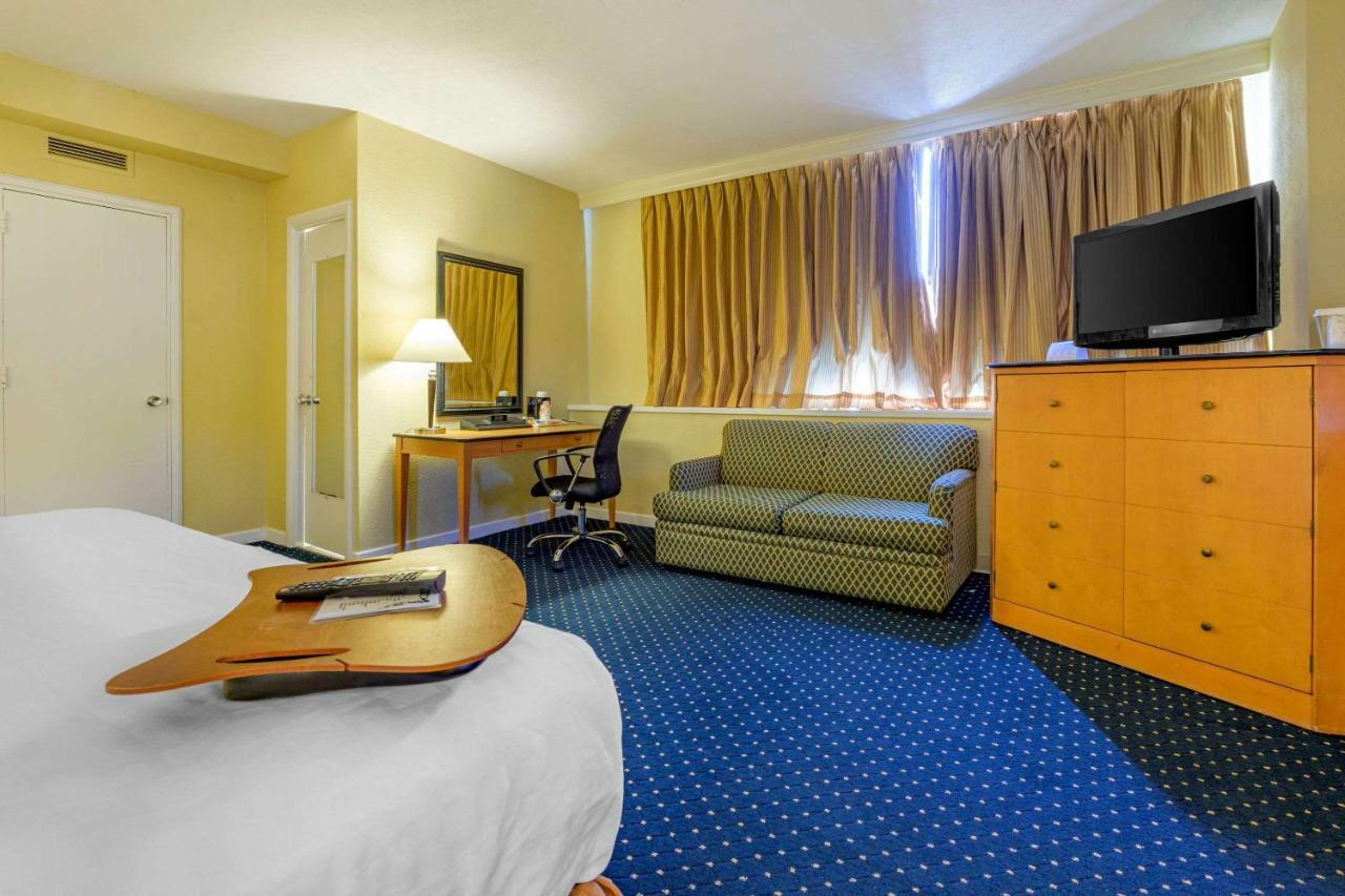 Inn At Lebanon - Hershey & Manheim Area Exterior photo