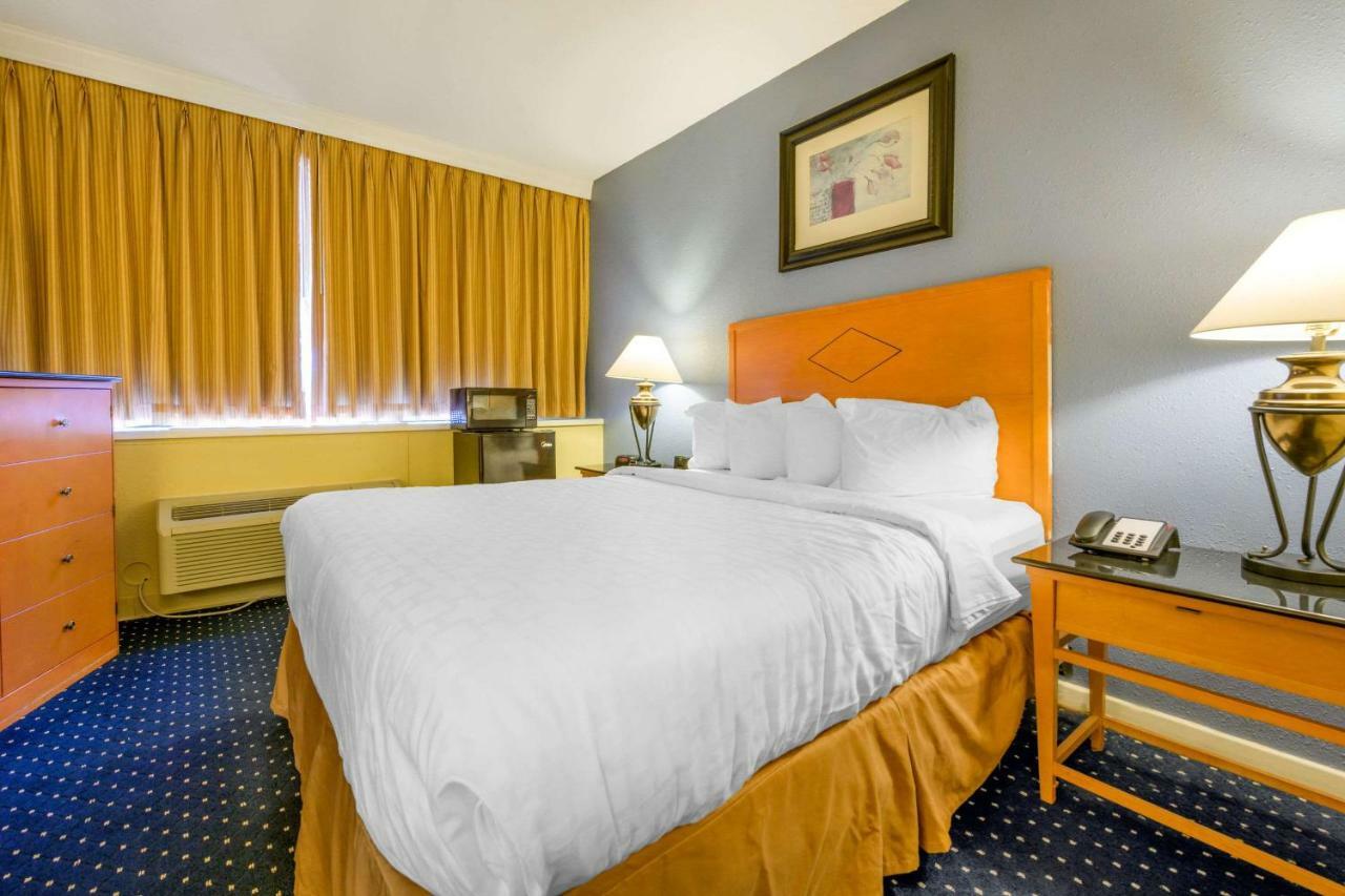Inn At Lebanon - Hershey & Manheim Area Exterior photo