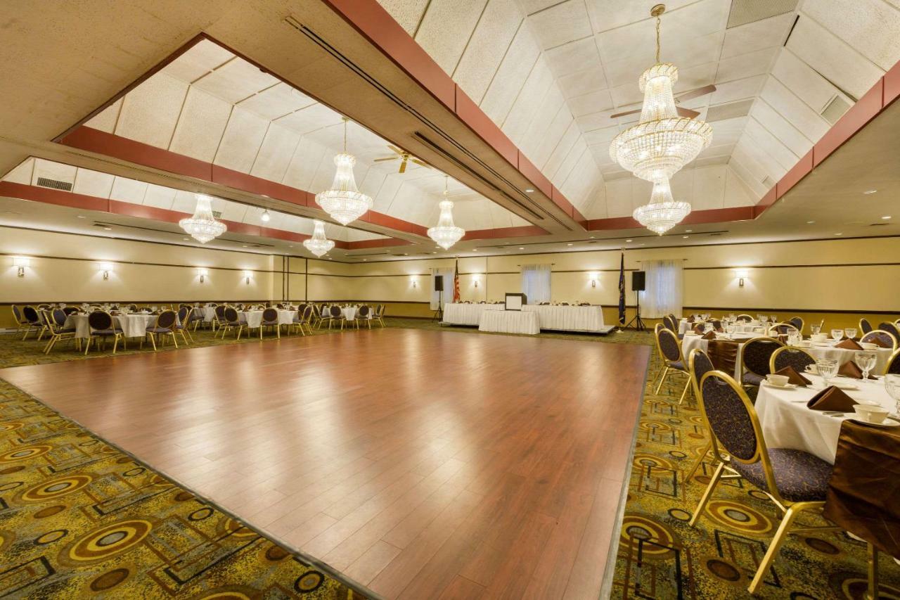 Inn At Lebanon - Hershey & Manheim Area Exterior photo